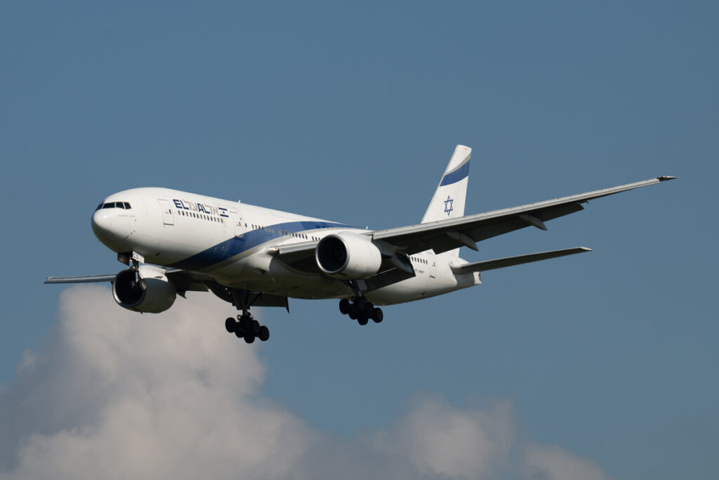 Boeing 777 in problemen: ‘Geen brandstof voor go-around’
