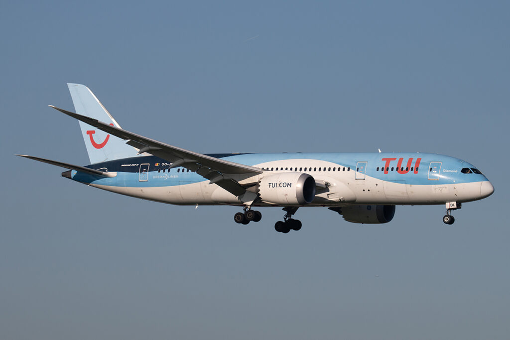 TUI trekt stekker uit lange vluchten vanaf Brussel
