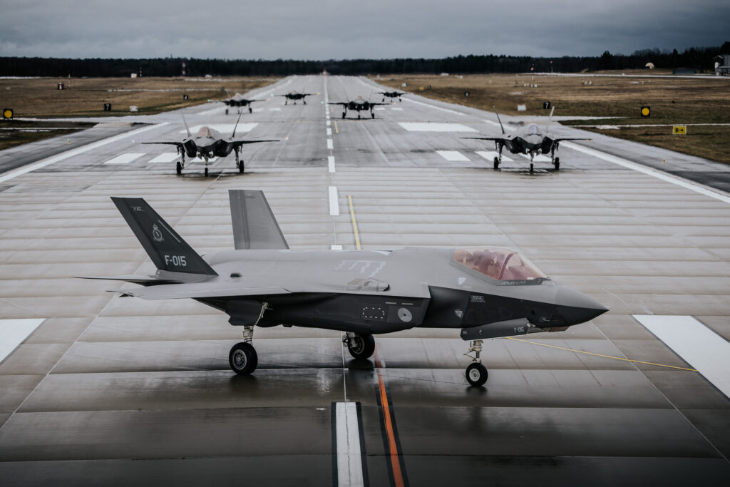 Nederlandse F-35’s snel in actie aan NAVO-grens | Foto’s F-35's