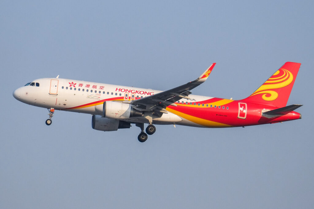 A320 wijkt uit door brand in cabine