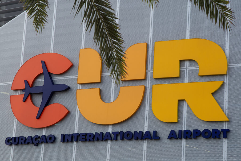 Valse bommelding oorzaak chaos vliegverkeer Curaçao