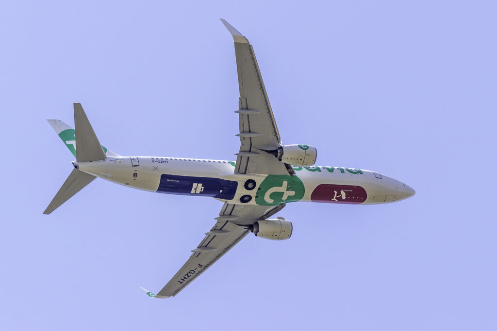 Onbekend object aan boord Franse Transavia 737