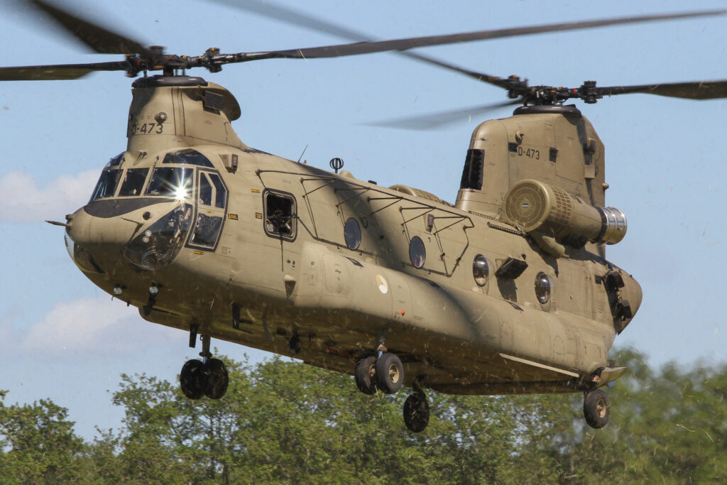 Nederlandse Chinook landt op Drachten tijdens Falcon Spring 2025 © Paul Mali