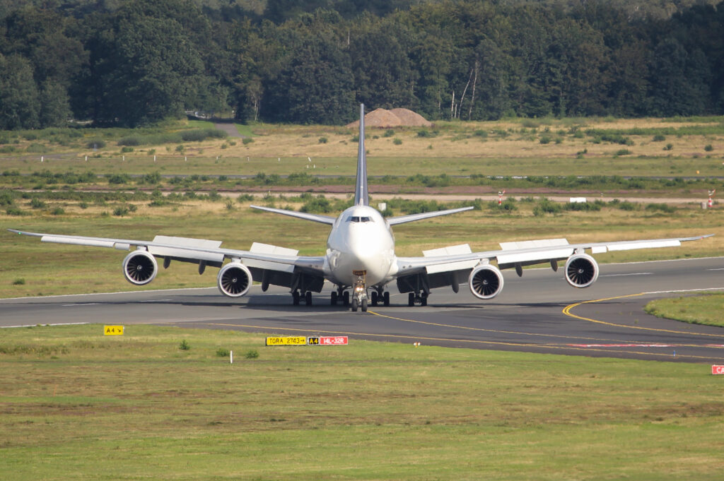 Vonkenregen na landing Boeing 747