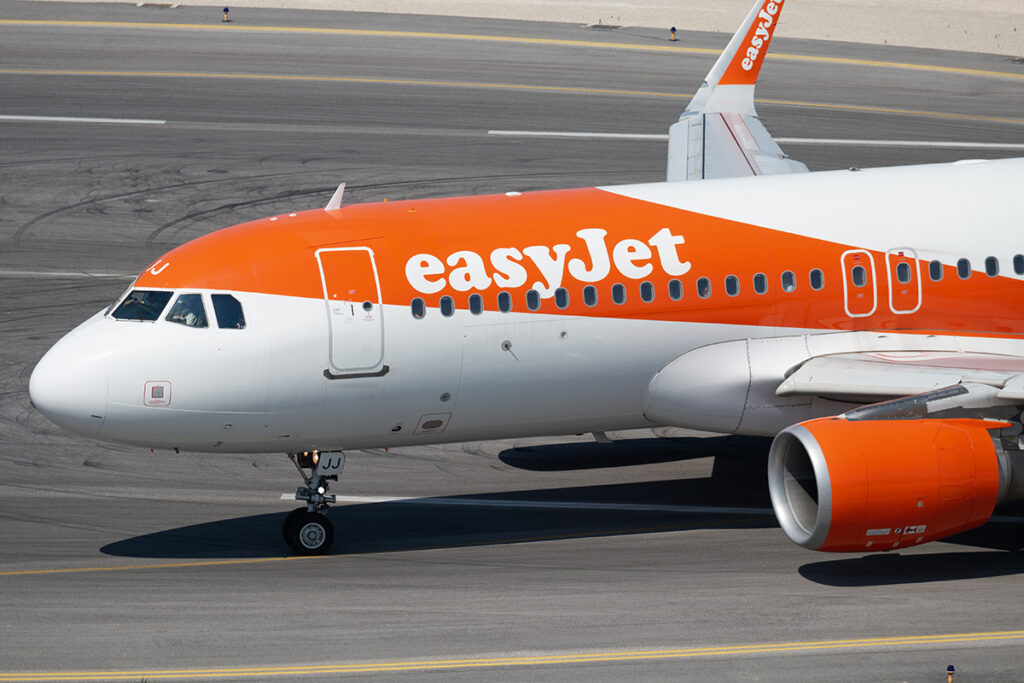 easyJet laat 122 passagiers achter door chaos: ‘Excuses’