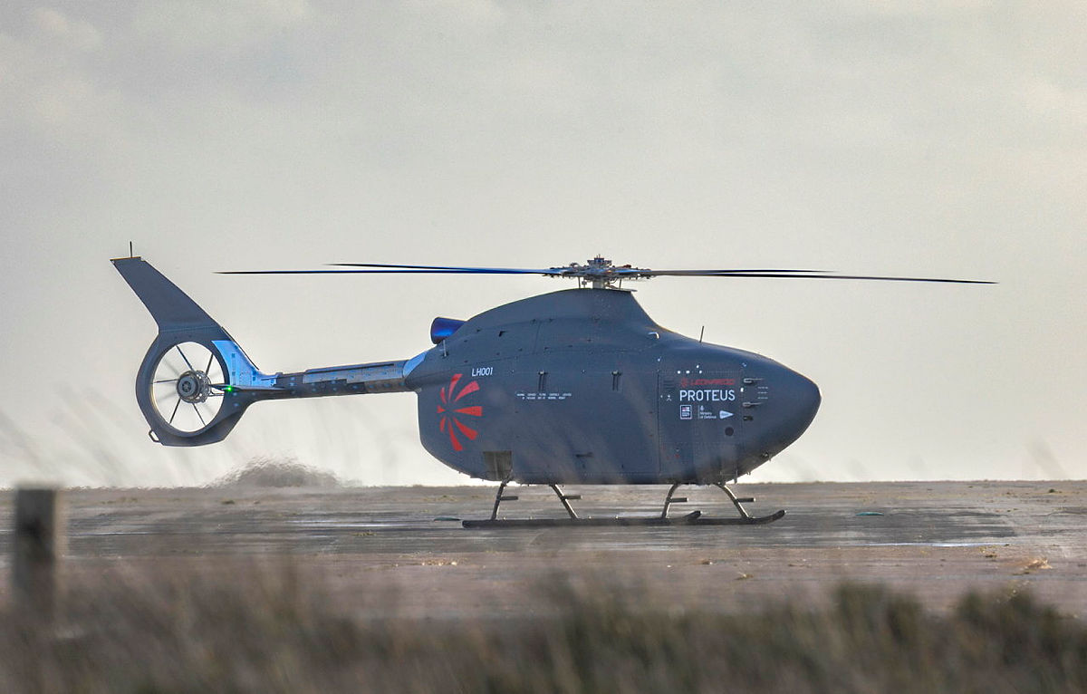 Onbemande helikopter van Royal Navy maakt eerste vlucht