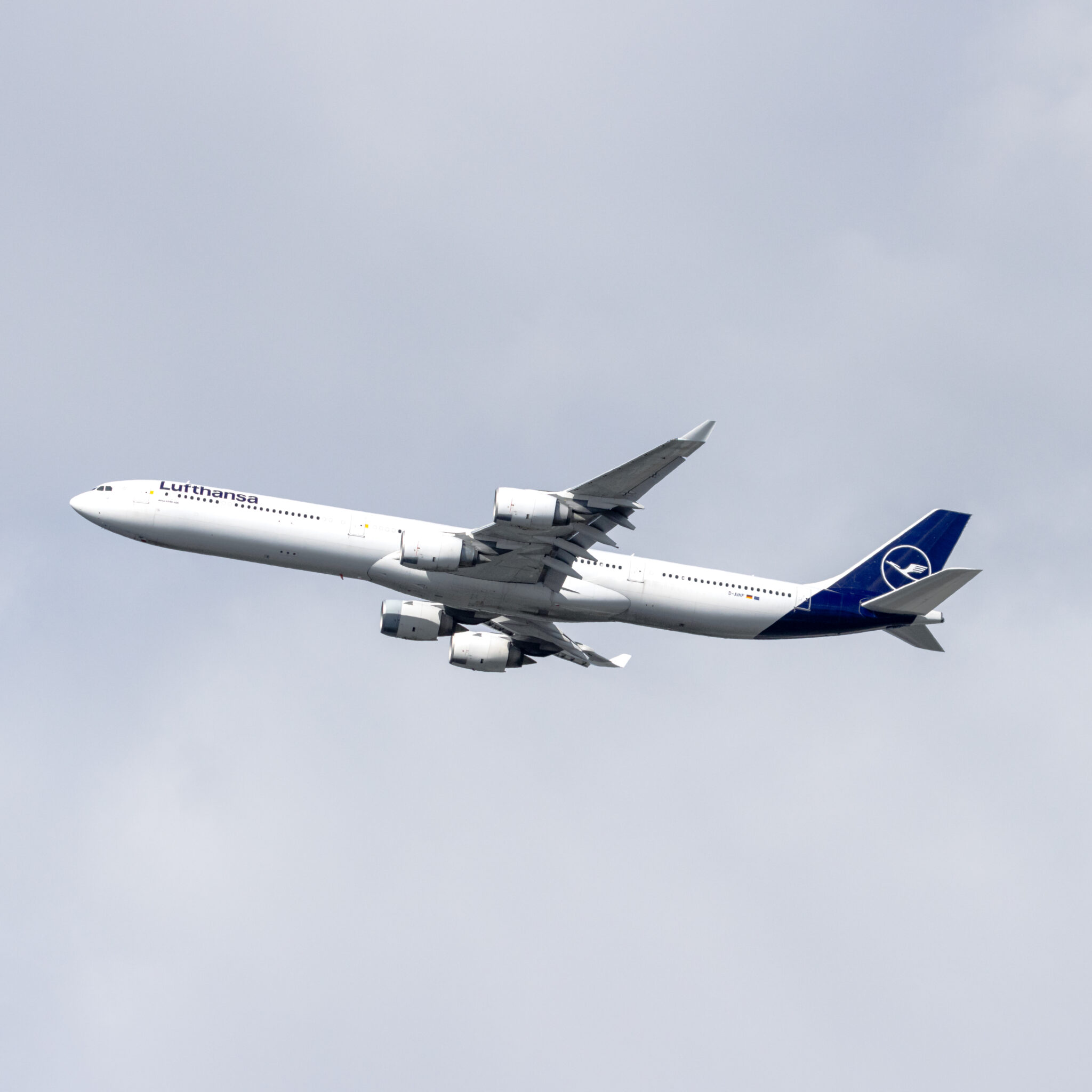 Lufthansa A340