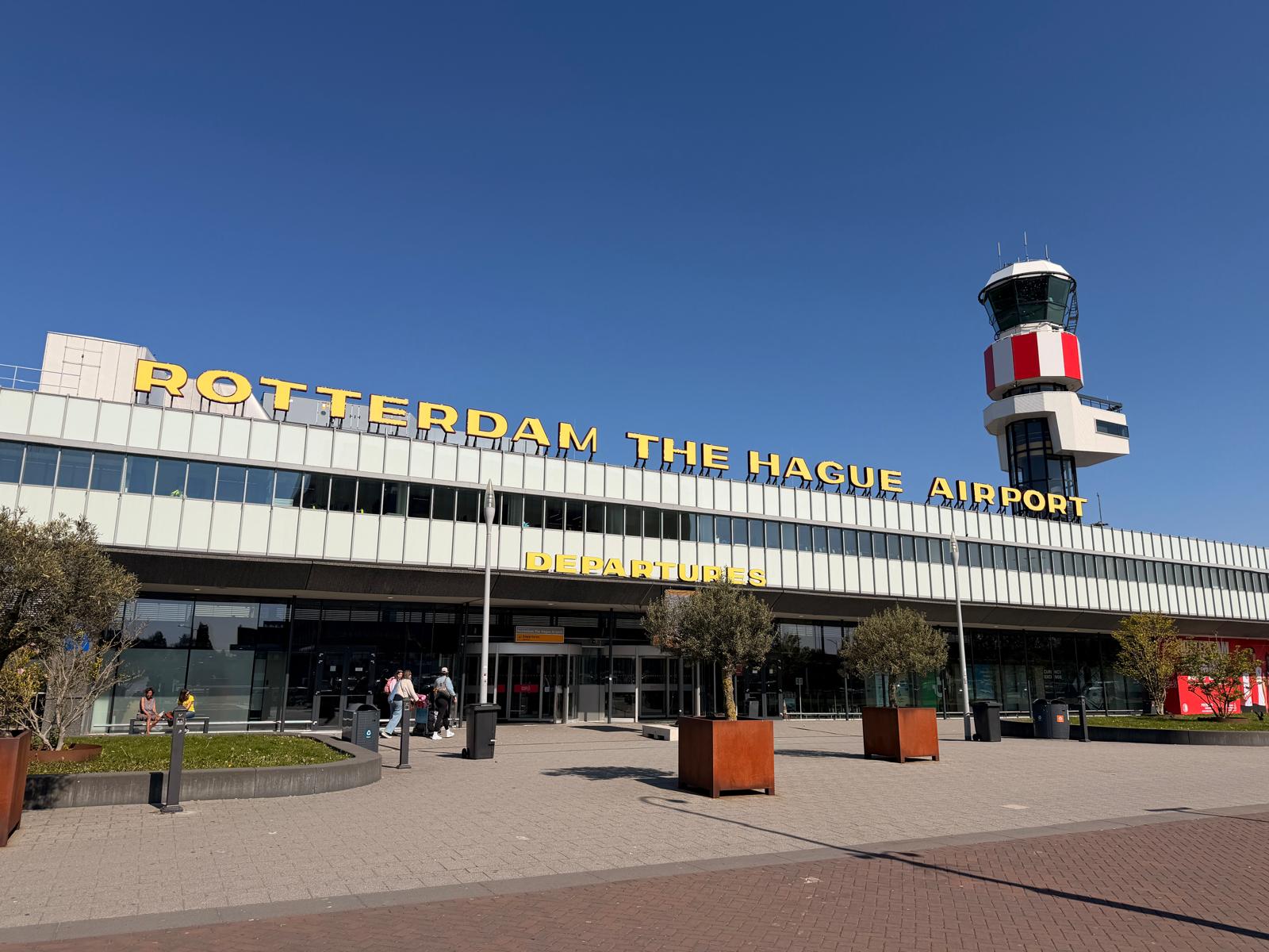 Rotterdam Airport serveert kapsalon en broodje bal in ‘Metropole’